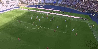 FB体育登录入口-半场：国米2-0拉齐奥，劳塔罗传射建功，苏契奇远射破门